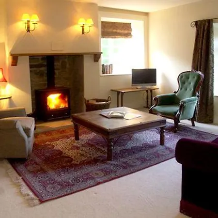 Holiday home Knayton House